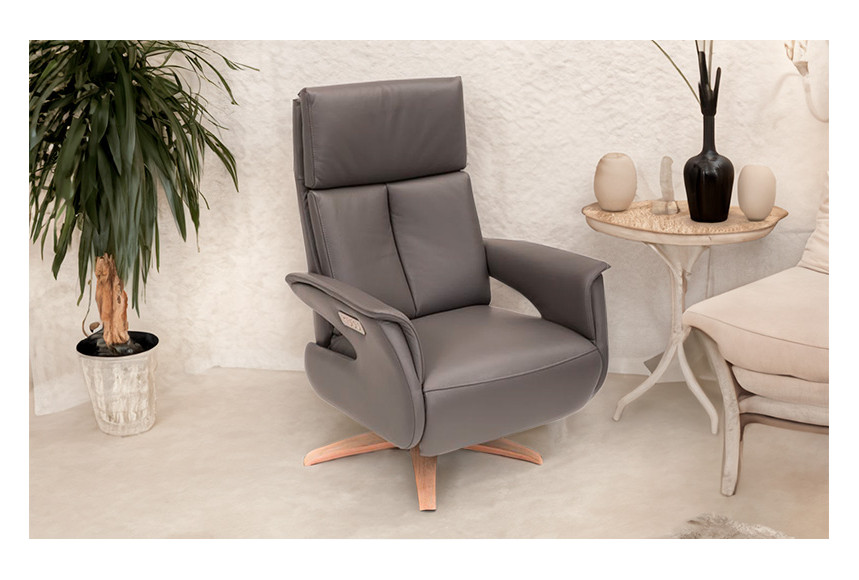 Nessen Oggi Relax Armchair