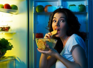 ¿Qué comer y qué no antes de dormir?